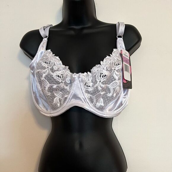 Carnavil Bra  - Picture 1 of 3